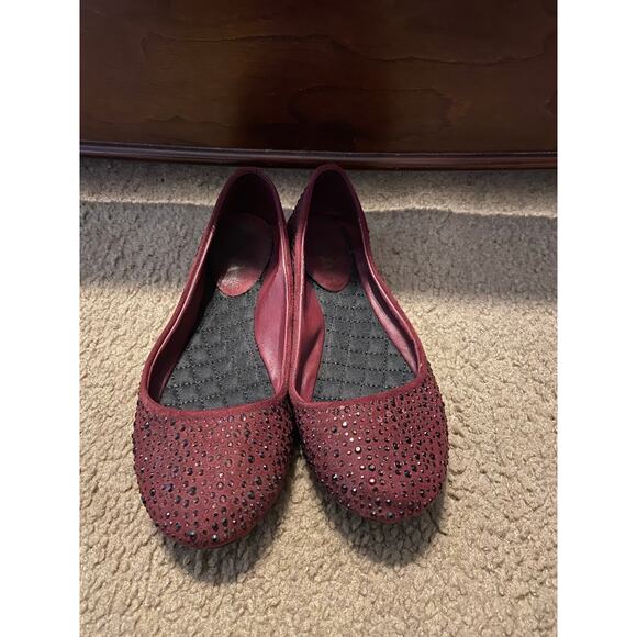 MIA Women’s Shoe Size 6 burgundy rhinestone flats - Picture 2 of 6